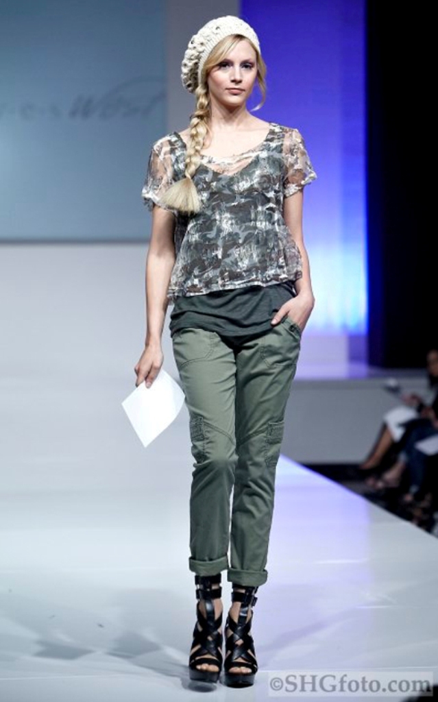 20+ Hottest Military Clothing Fashion Trends 15 6a010536a22715970b0133ecb03a7b970b