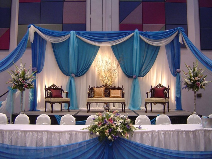 Latest 20 Wedding Trends That All Couples Should Know 17 Beautiful-Indoor-Wedding-Decorations