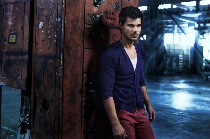 Top 15 Celebrity Men's Fashion Trends for Summer 6 BenchHQ1_zpsb5a2c068