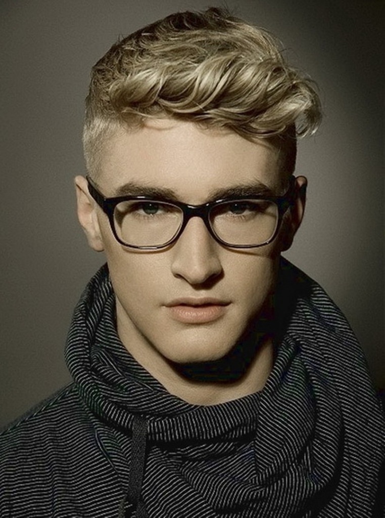 New-Years-Hairstyles-2014-Trends-For-Men-008 Latest 20+ Men’s Hair Trends Coming for Spring & Summer 2022