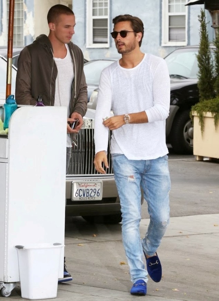 Scott-Disick-wears-a-long-sleeve-shirt-washed-ripped-jeans-and-Gucci-blue-velvet-horsebit-moccasin-loafers-in-Beverly-Hills