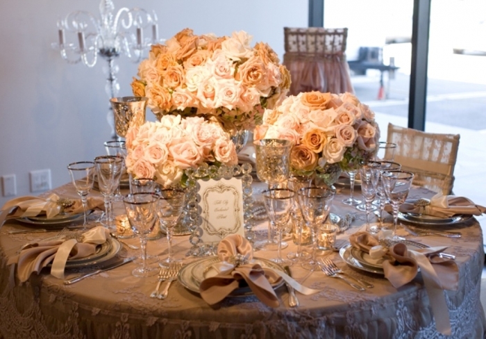 Latest 20 Wedding Trends That All Couples Should Know 8 Vintage-Wedding-Centerpiece
