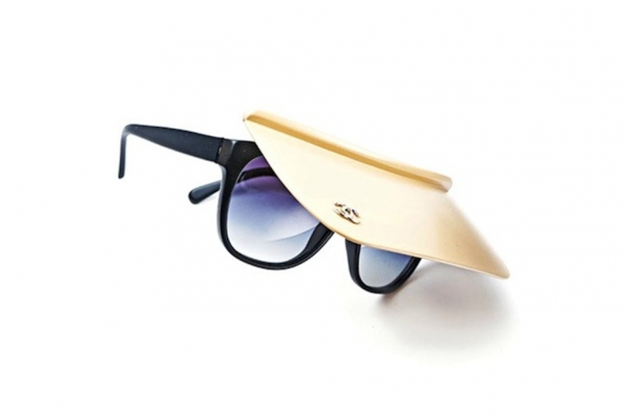 chanels-graffiti-inspired-spring-summer-2014-accessories-1