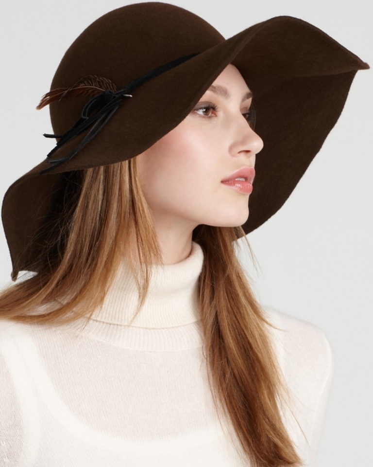Top 20 Fashion Trends that Men Hate 8 floppy-hats--large-msg-134066884376