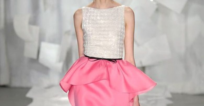 jason wu peplum Top 20 Fashion Trends that Men Hate - fashion trends hated by men 1
