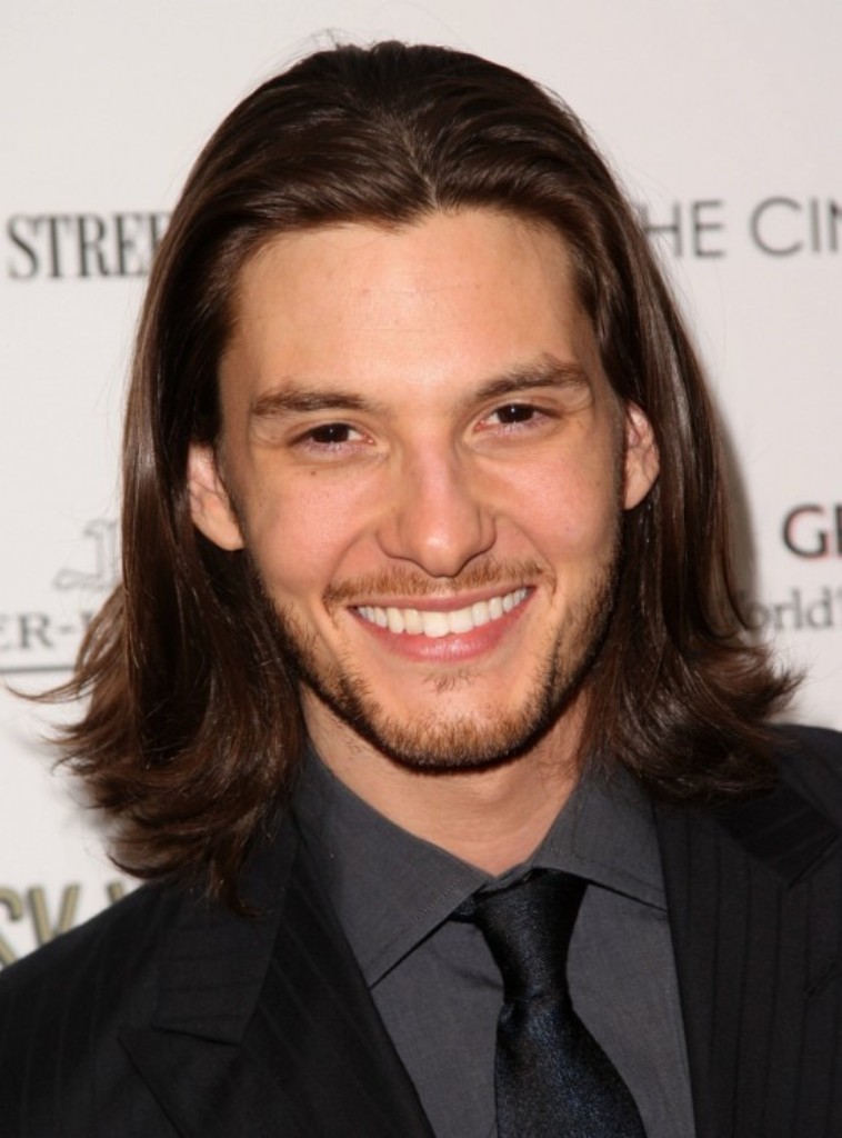 men-hairstyles-and-haircuts-for-long-hair-2013-2014-3