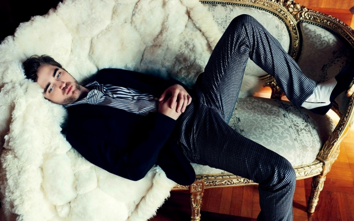 Top 15 Celebrity Men's Fashion Trends for Summer 15 robert-pattinson-photoshoot_095812