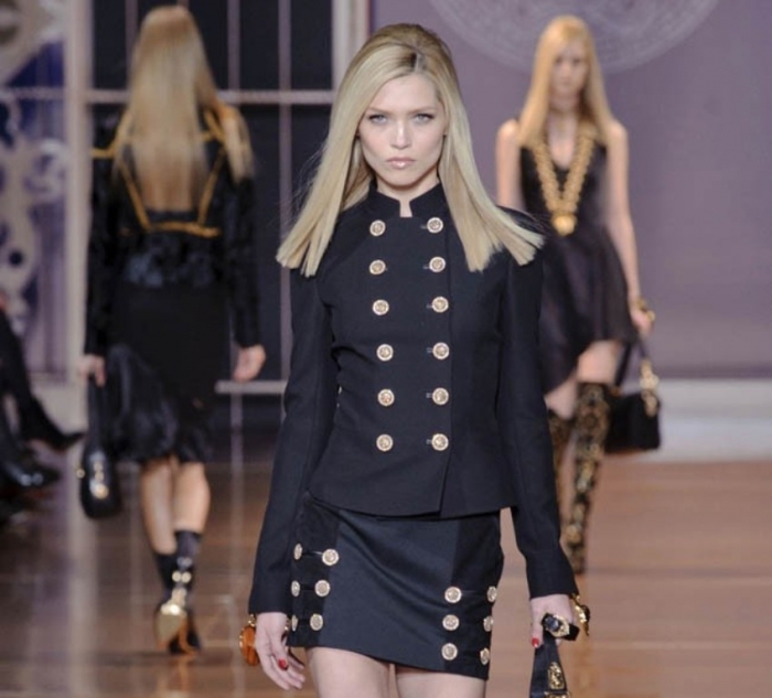 20+ Hottest Military Clothing Fashion Trends 20 versace-fall-winter-2014-show20