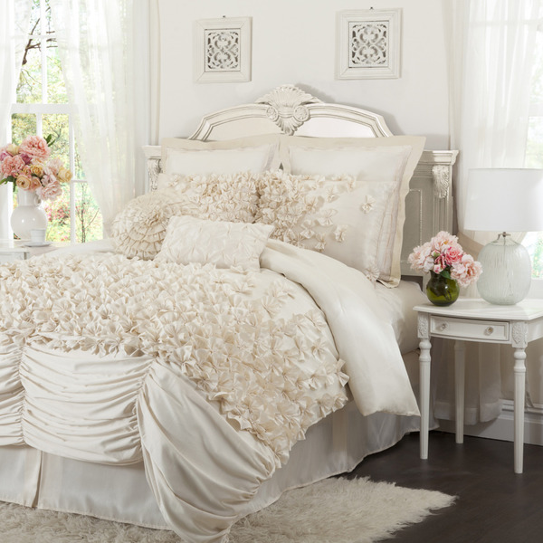 How To Choose The Perfect Bridal Bedspreads
