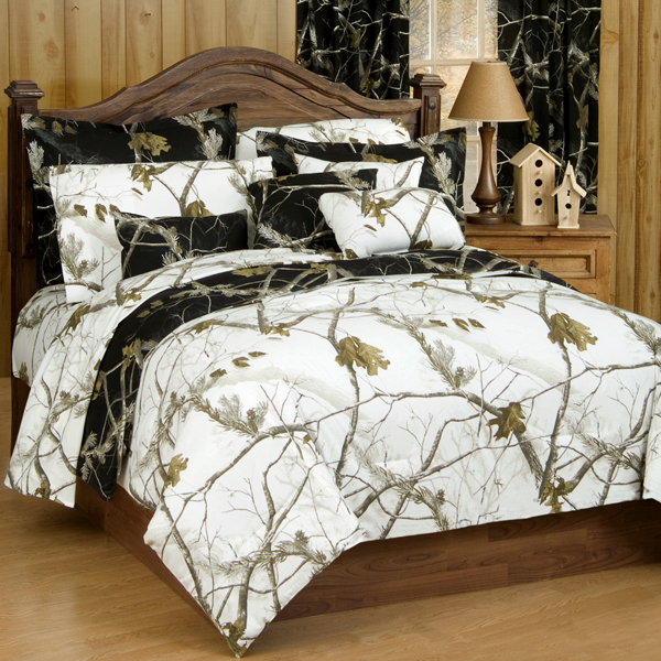 How to Choose the Perfect Bridal Bedspreads 5 AP_Black_Bedding_White13124728334e3abf0105867