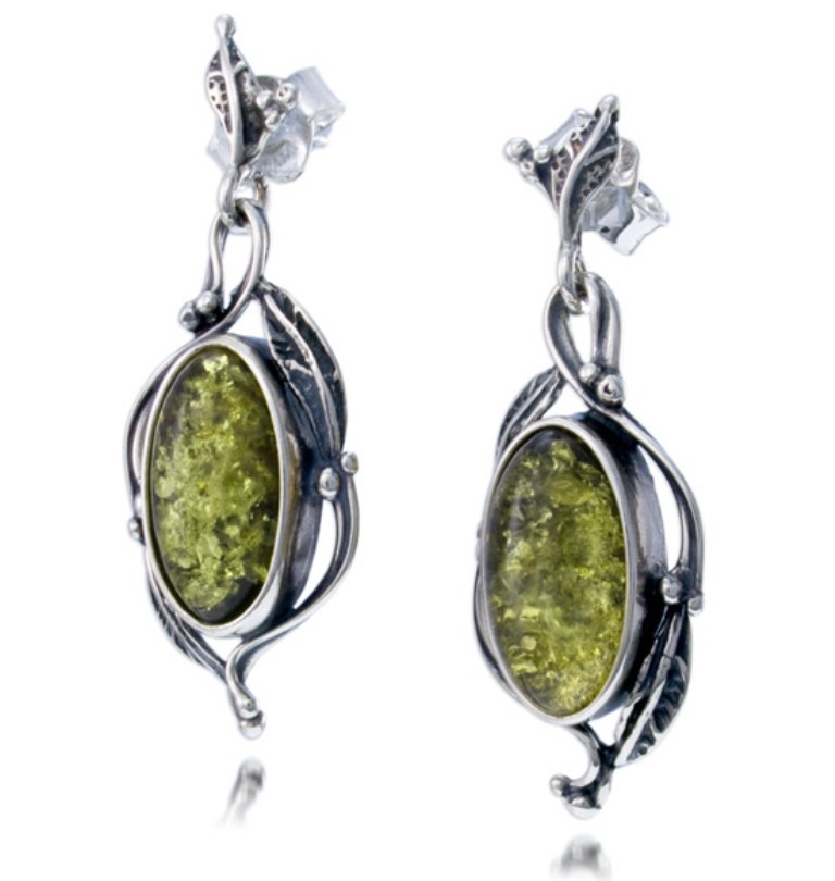 EM1431 All What You Need to Know about Green Amber Jewelry