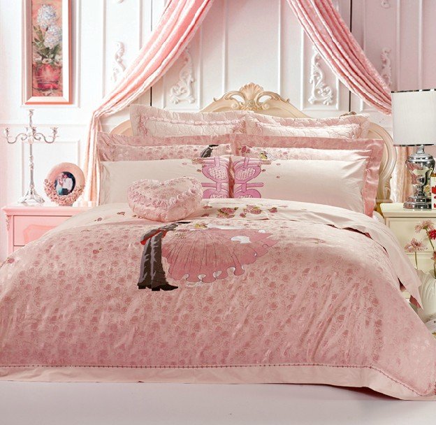 Free-shipping-5pieces-Queen-size-Luxury-wedding-bedding-set-elegant-emboridery-bedding