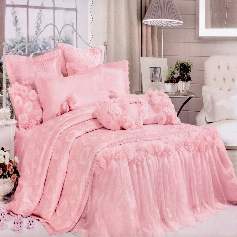 How To Choose The Perfect Bridal Bedspreads