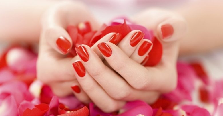 gel nail polish 726 10 Reasons You Must Use Gel Nails - nail art designs 43