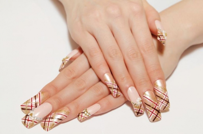 gel-nails-jewelry_zoom 10 Reasons You Must Use Gel Nails in 202022