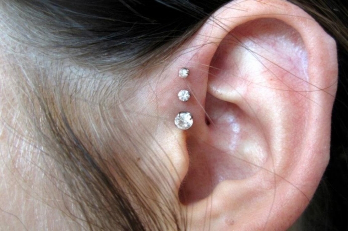 o 25 Pieces of Body Jewelry to Enhance Your Body’s Beauty