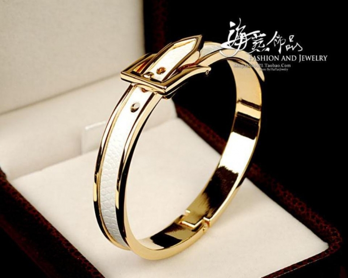 Discover the Elegance & Magnificence of Italian Jewelry 16 1.0x0