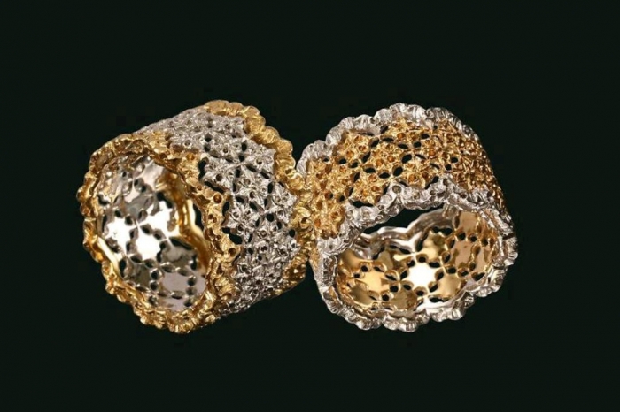 Discover the Elegance & Magnificence of Italian Jewelry 21 15107_534284239947351_898221235_n4