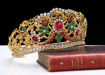 16015 Be Like a Queen with Your Crown [79 Newest Trends...]