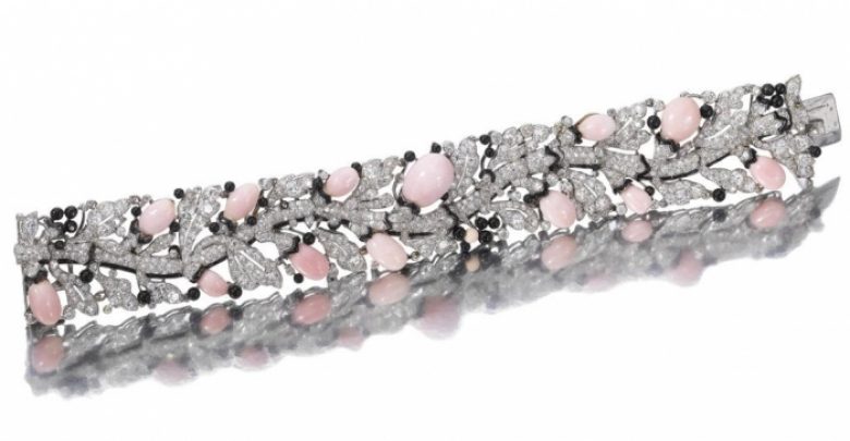169 cartier bracelet 25 Victorian Jewelry Designs Reflect Wealth & Beauty - 1