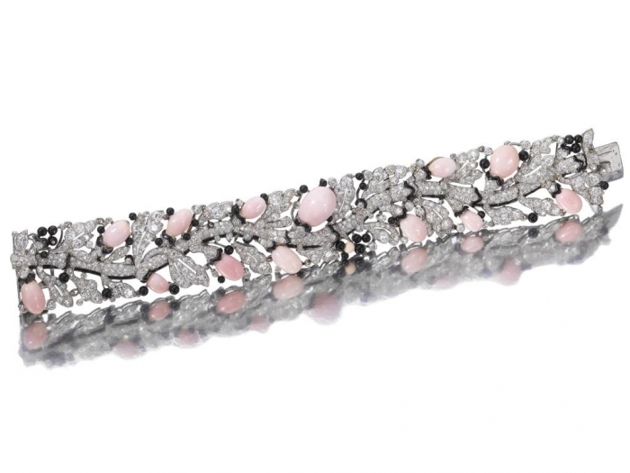 25 Victorian Jewelry Designs Reflect Wealth & Beauty 30 169-cartier-bracelet