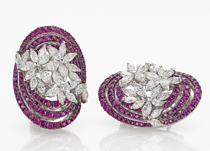 Let’s Discover Jewelry Secrets about Gold & Diamonds 11 ANGELICA_earrings
