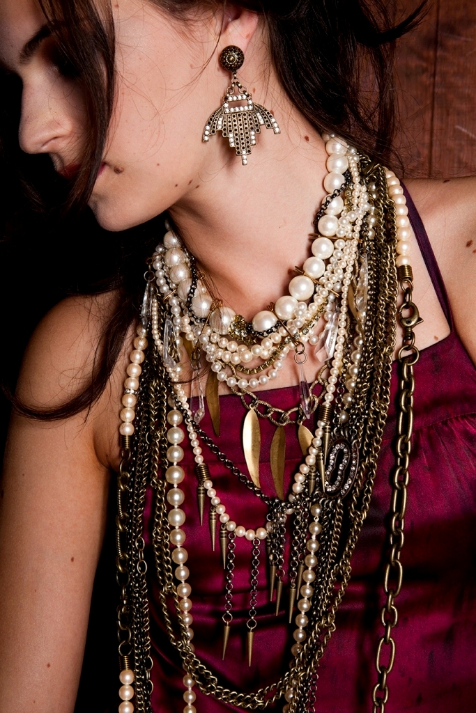 Look Fashionable by Layering Your Jewelry 2 Angel Court_110805_0950