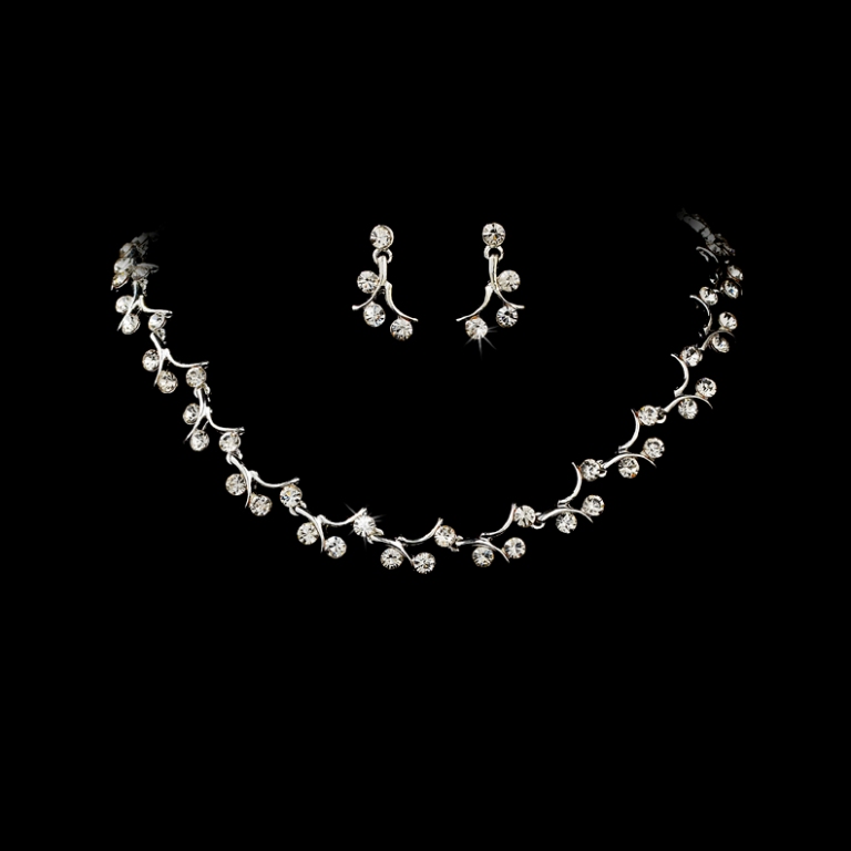 Elegant-Silver-Crystal-Bridal-Jewelry-Set-SA388 How to Choose the Right Wedding Jewelry for Your Bridesmaids