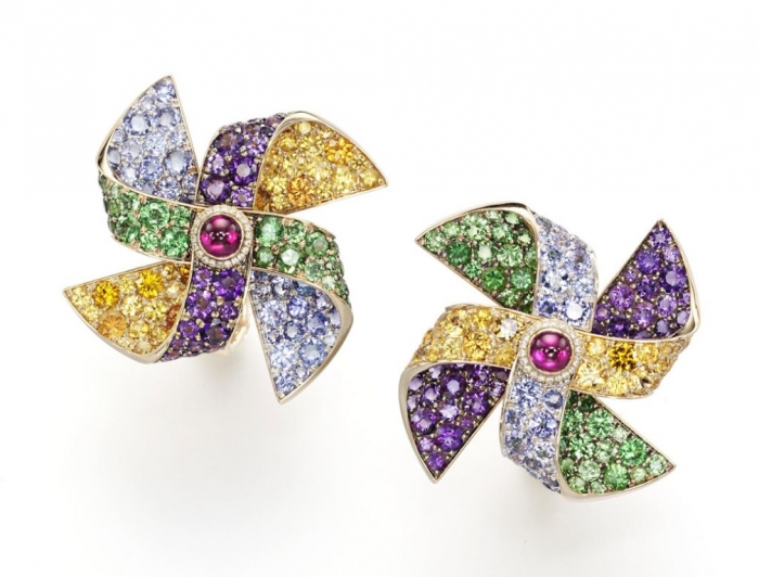 Tsavorite as a Strong Competitor to Emerald 5 Girouettes-earrings