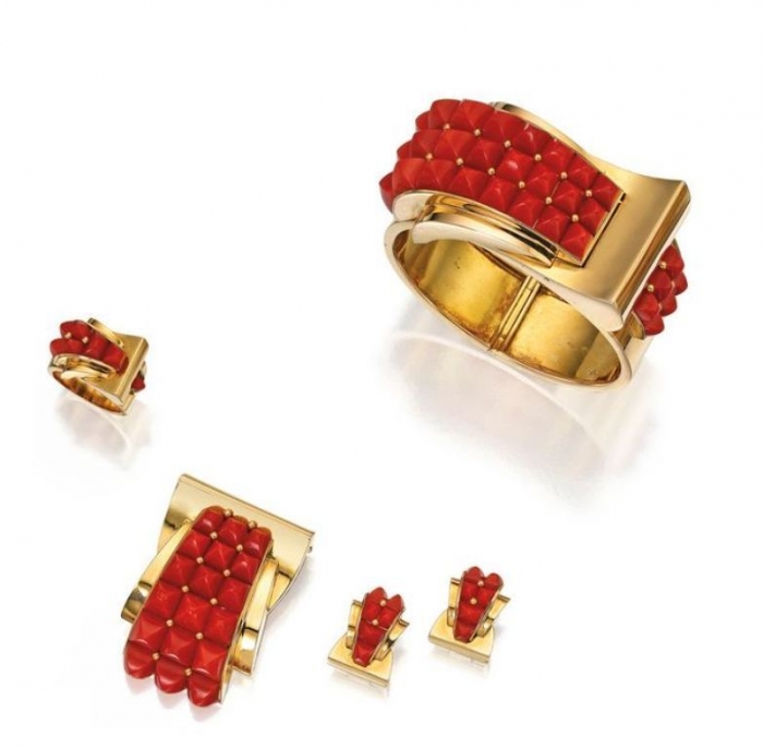 Coral Jewelry as a Magnificent Type of Jewelry from the Sea 16 Lot-39-SUITE-OF-18-KARAT-GOLD-AND-CORAL-JEWELRY-CHAUMET-FRANCE