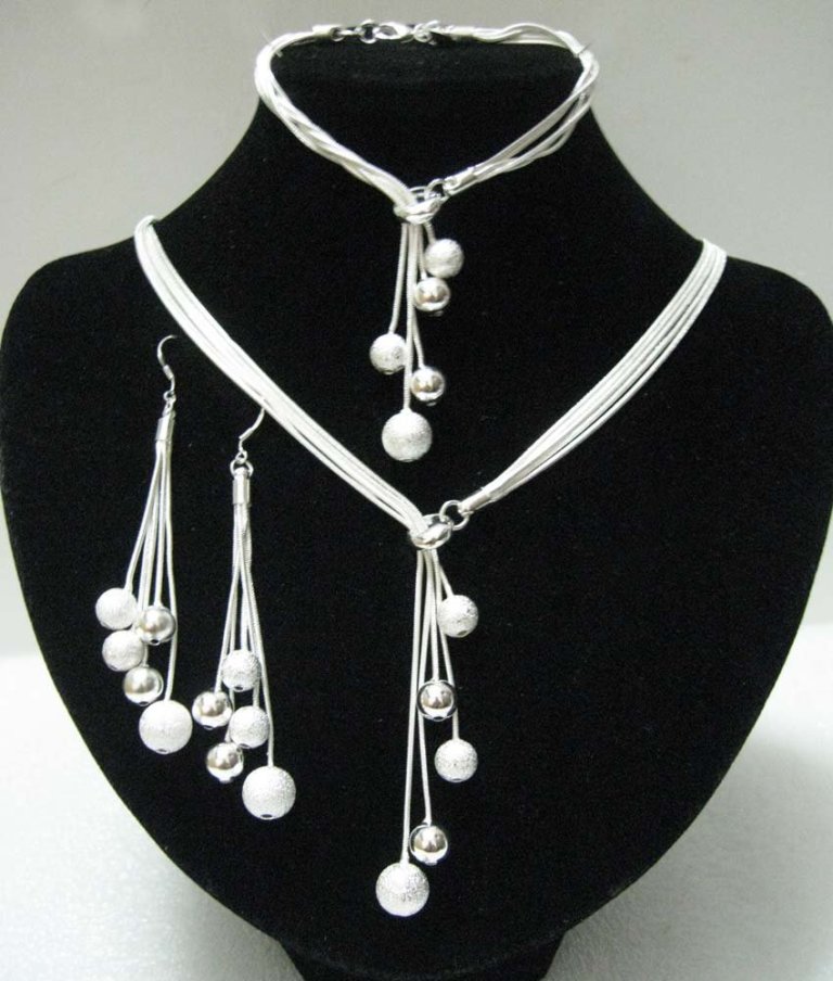 How to Choose the Right Wedding Jewelry for Your Bridesmaids 25 New-Designer-Discount-Silver-Mutil-Ball-Beads-Fashion-Women-Bridal-font-b-Jewelry-b-font-font