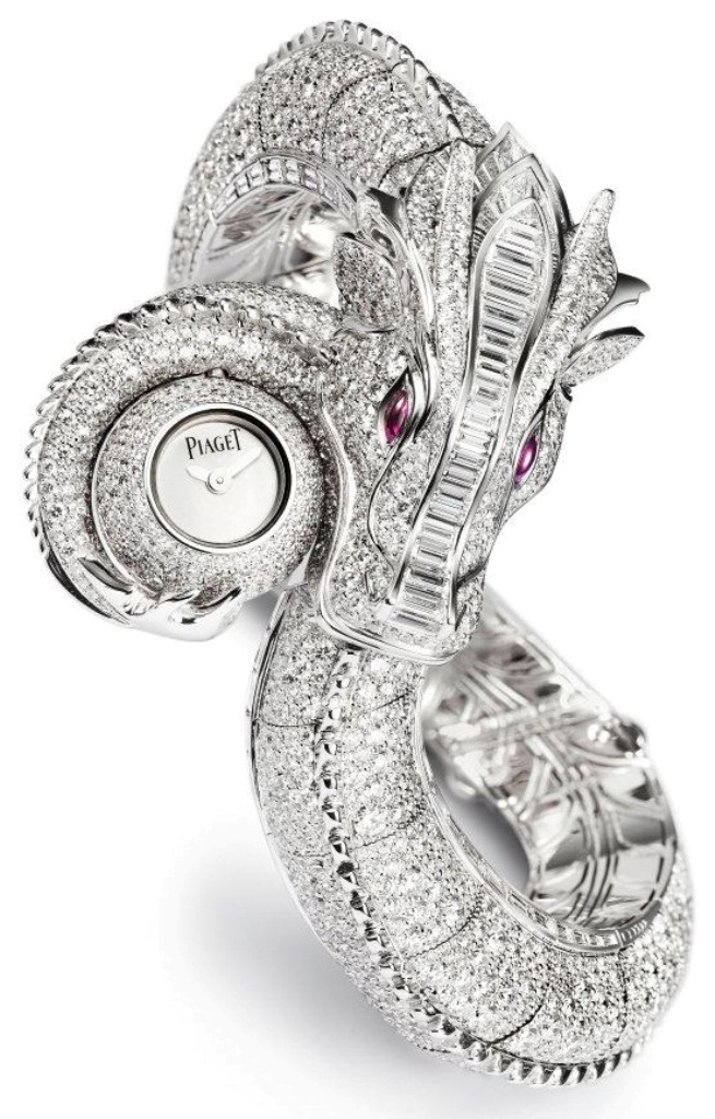 White & Yellow Gold, Which One Is the Best? 28 Piaget-dragon-high-jewellery-secret-watch