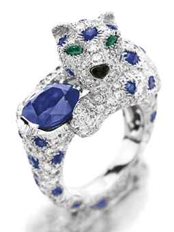 a_diamond_sapphire_and_emerald_panther_ring_by_cartier1 69 Dress Jewelry Pieces in the Shape of Your Favorite Animal