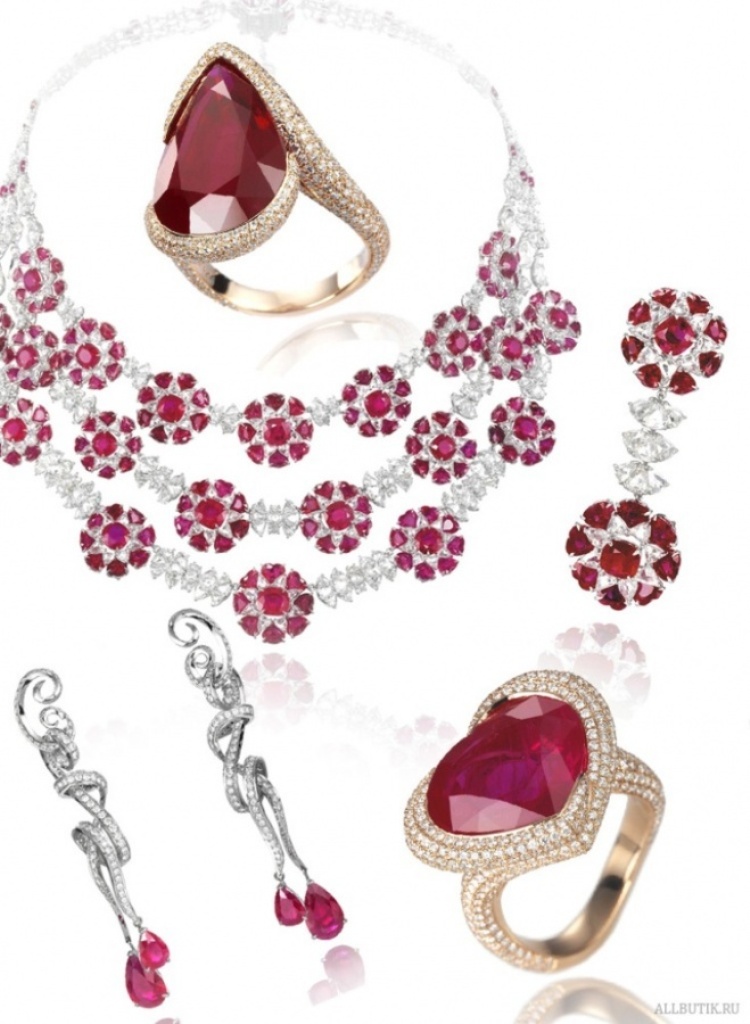 Let’s Discover Jewelry Secrets about Gold & Diamonds 29 chopard-jewelry-10