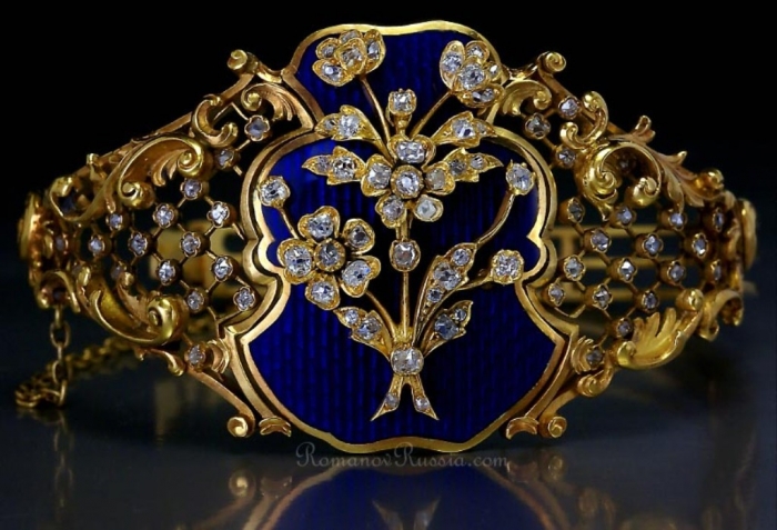 25 Victorian Jewelry Designs Reflect Wealth & Beauty 24 faberge_bracelet_antique_russian