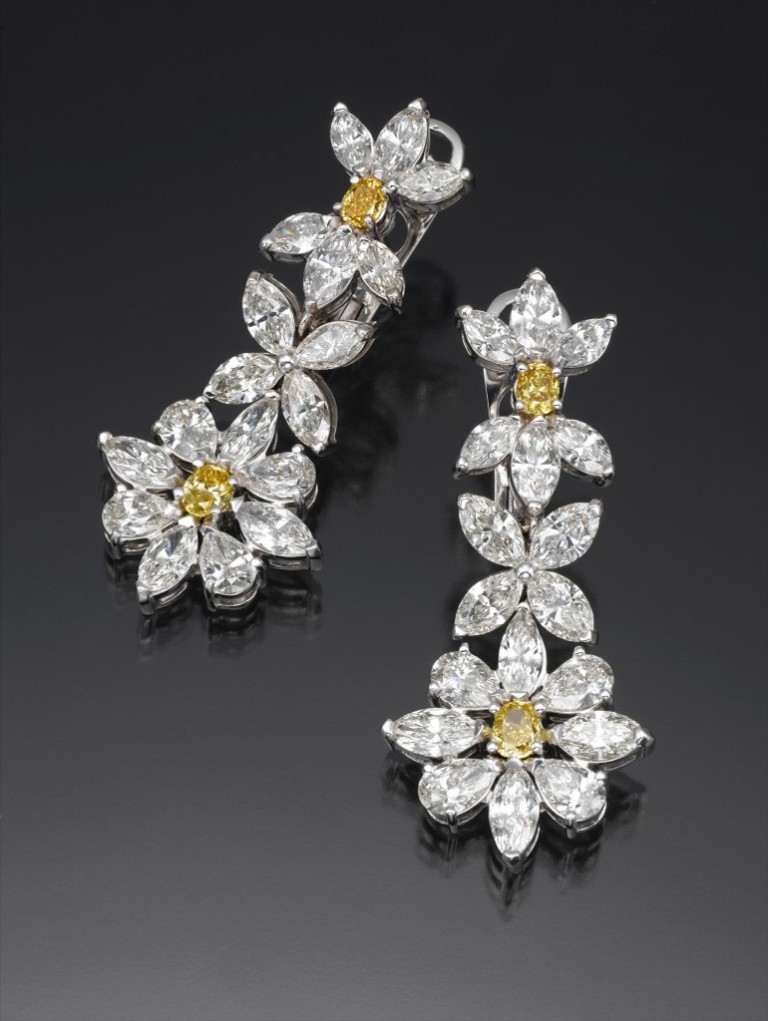 Let’s Discover Jewelry Secrets about Gold & Diamonds 10 golden-flowers-earings