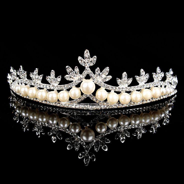 graceful-pearl-and-rhinestone-wedding-crown-maple-leaf-inspired-bridal-tiara Be Like a Queen with Your Crown [79 Newest Trends...]