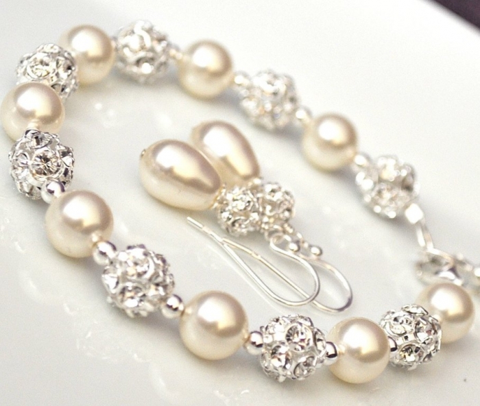How to Take Care of Your Pearl Jewelry 6 il_fullxfull.310959358