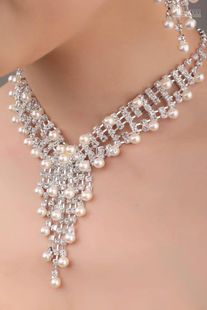 How to Choose Bridal Jewelry for Enhancing Your Beauty 20 in-stock-bridal-jewelry-sets-j89-1-pearl