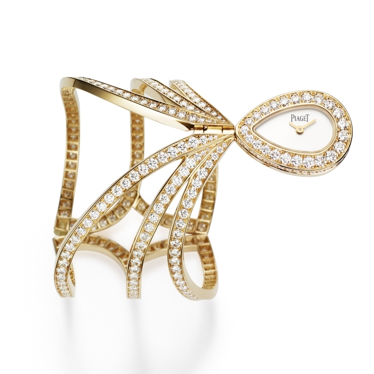 White & Yellow Gold, Which One Is the Best? 8 mtr_piaget_couture-precieuse_high-jewellery-cuff_g0a38202_0