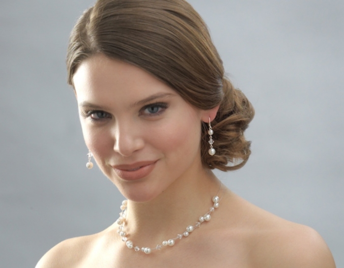 How to Choose Bridal Jewelry for Enhancing Your Beauty 28 pearl-wedding-jewelry-sets