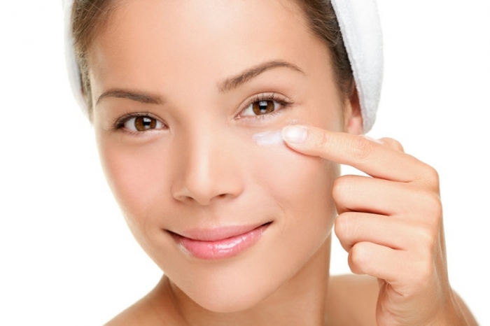 puffy-eyes How to Wear Eye Makeup in six Simple Tips
