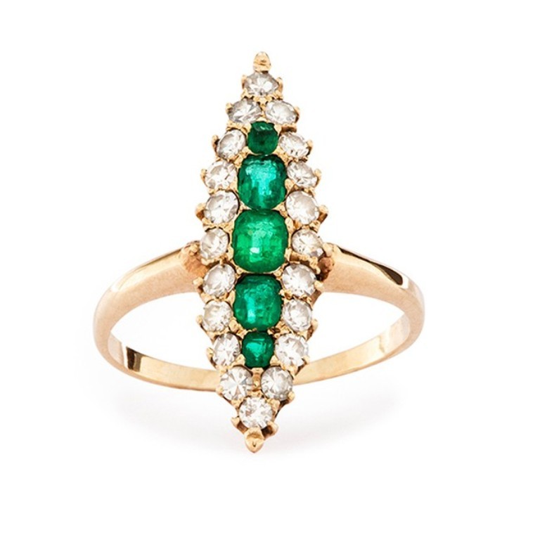 vintage-victorian-emerald-yellow-gold-ring-orleans