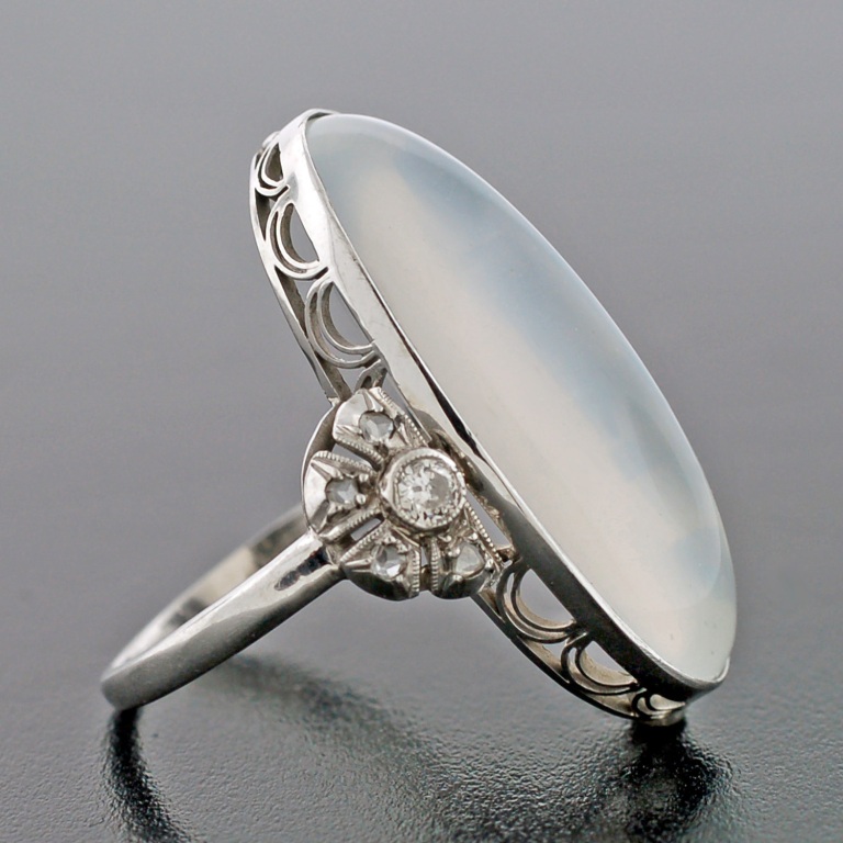 328_1340393483_2 Moonstone Jewelry Offers You Fashionable Look & Healing properties