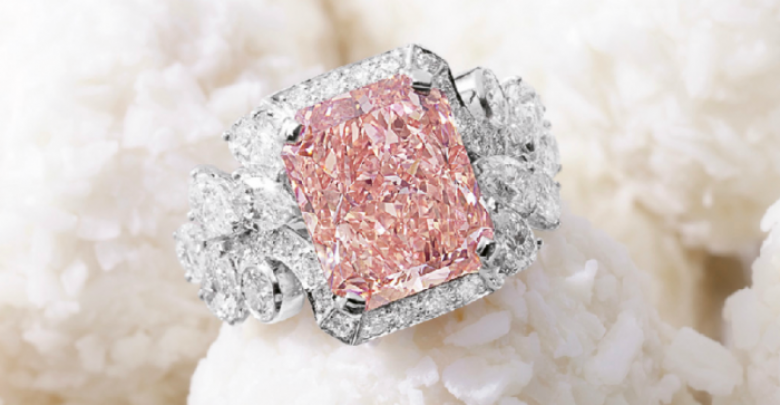 6.43 carats vivid pink diamond ring Most Famous Romantic & Unique Jewelry with Pink Diamonds - 1