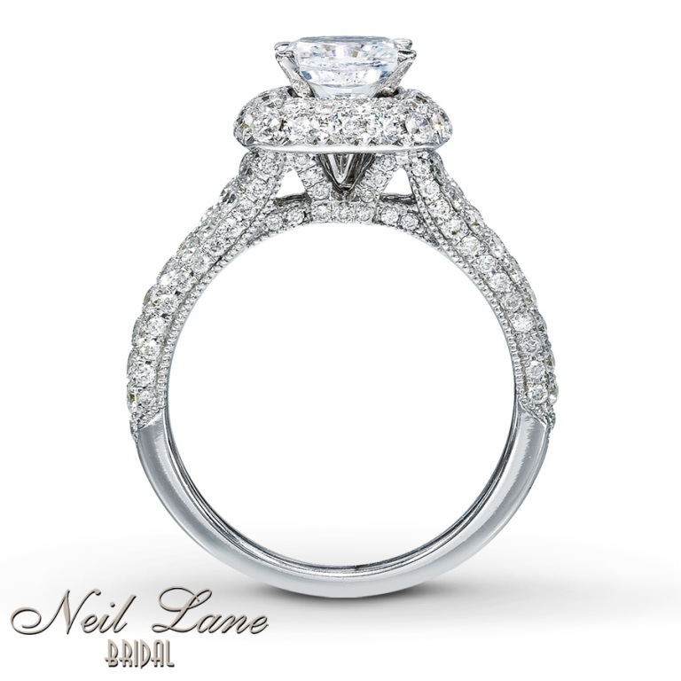 Cushion Cut Engagement Rings For Beautifying Her Finger