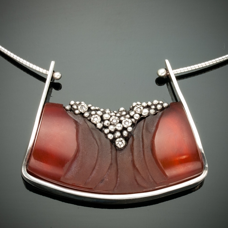 Carved-Carnelian-with-Granules-and-diamonds_Bruce_Hartman