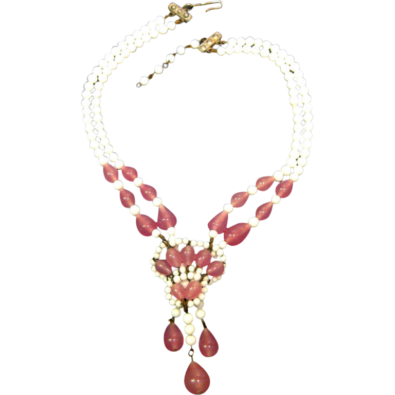 Glass Beads for Creating Romantic & Fashionable Jewelry Pieces 17 JL1185.1L