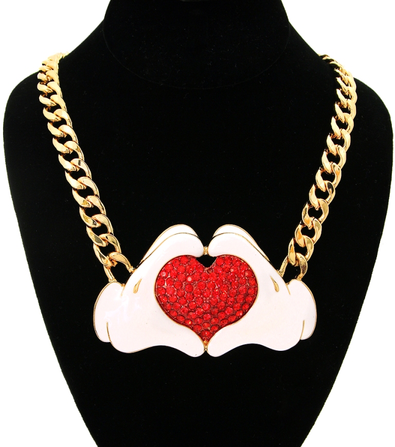 20+ Hottest Christmas Jewelry Trends 6 PEN3080REDGD