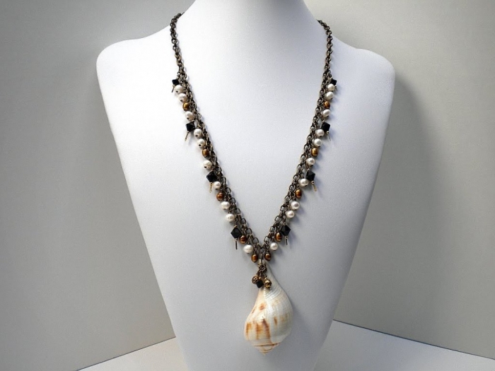 Seashell Jewelry as a Natural Gift 19 Pear Whelk Shell Necklace